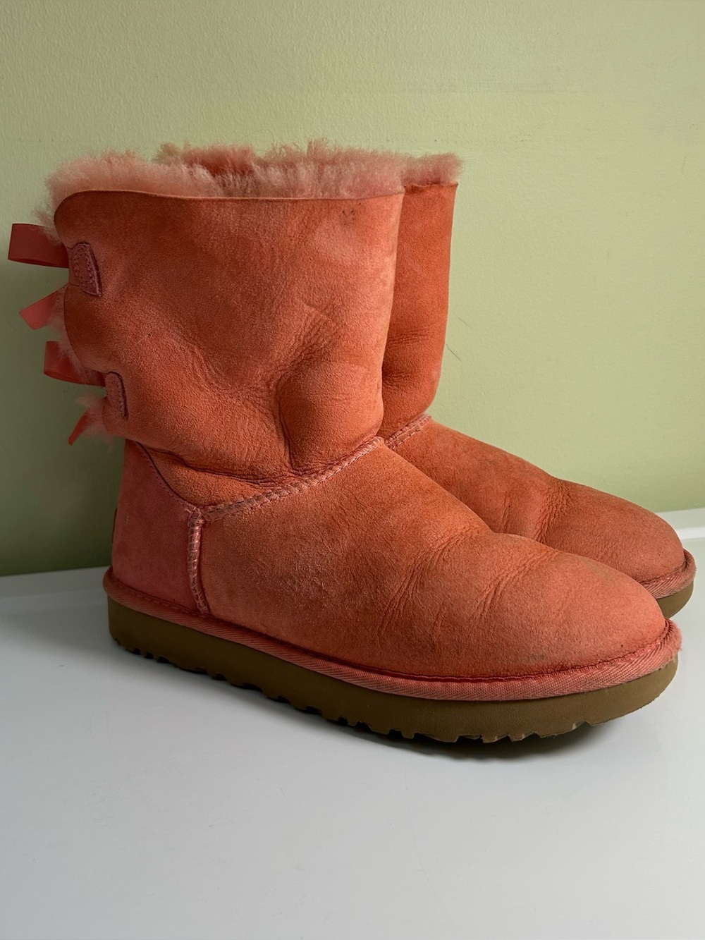 UGG Bailey Bow II Women Pink Suede Mid-Calf Pull On Bow Back Boots US 8 EU 39